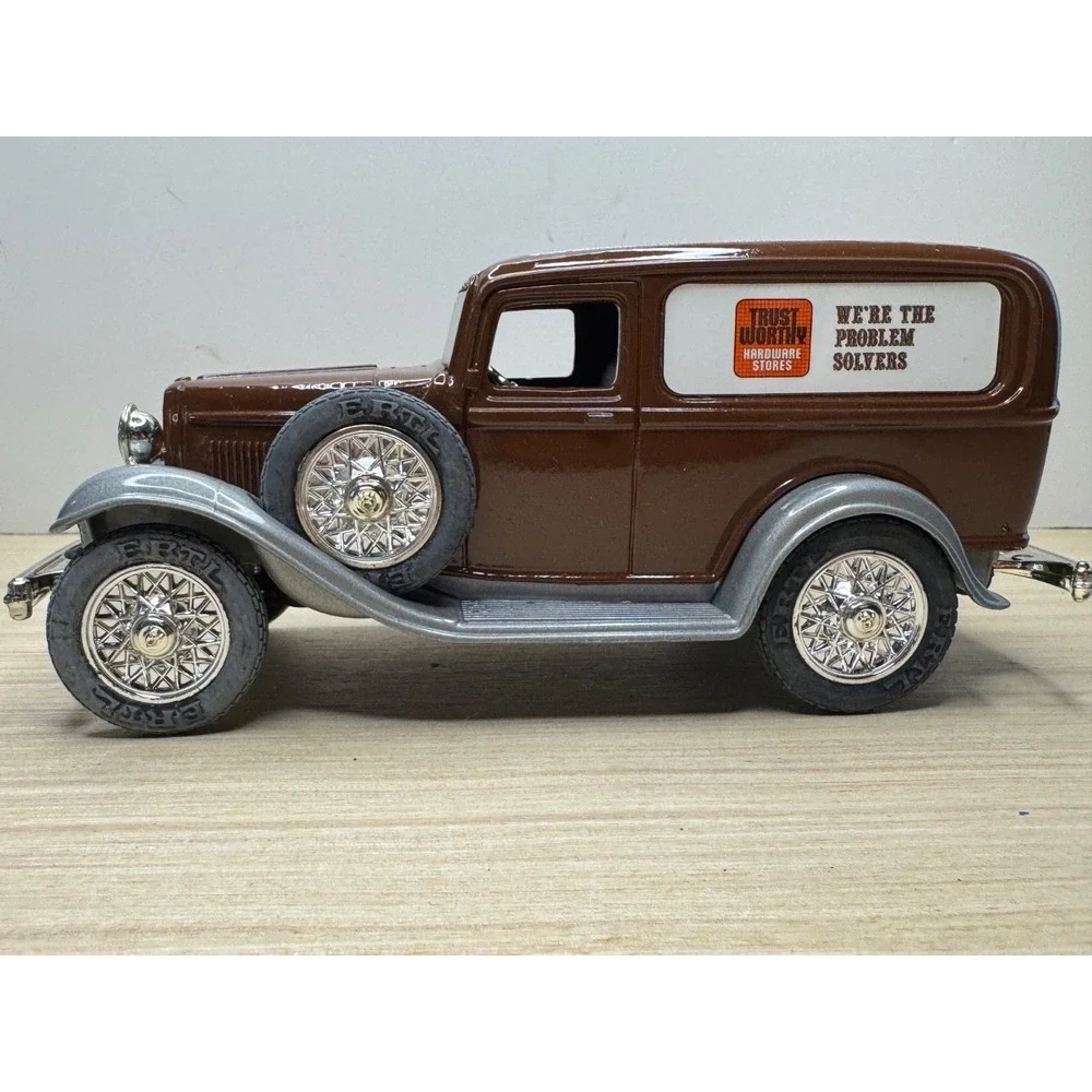 ERTL 1932 Ford Panel Delivery Truck Coin Bank Trustworthy Hardware LE